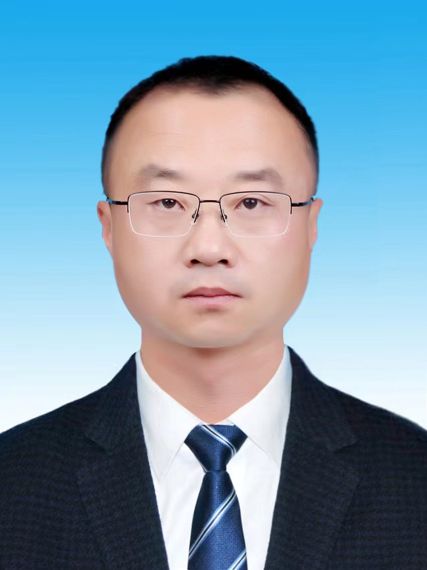 王利卓